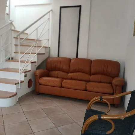 Casetta Del Sole Валлекрозия